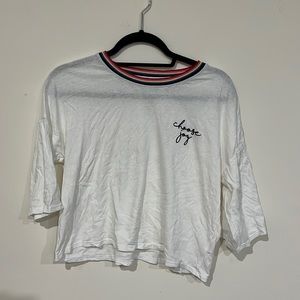 Spiritual Gangster white top w/ wider fit & dropped shoulders sz s